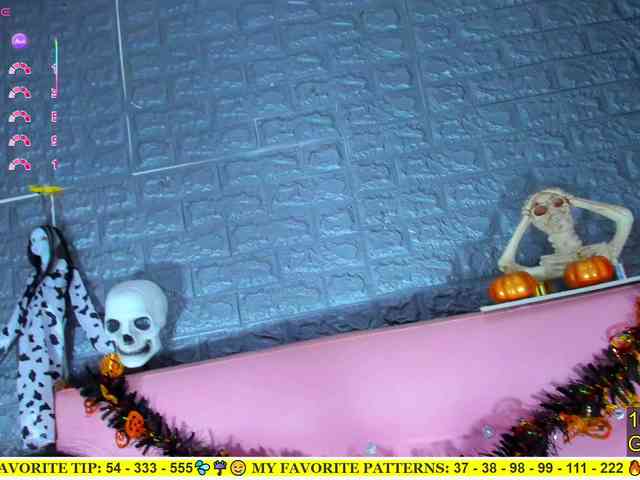 AriannaLewis webcam