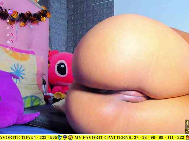 AriannaLewis webcam