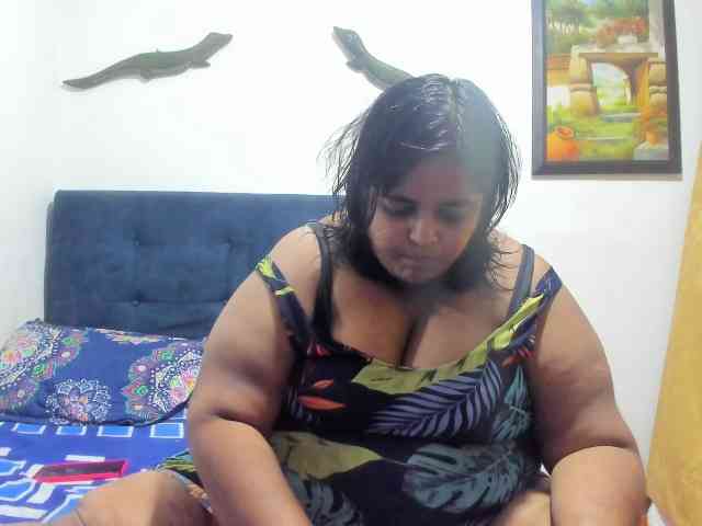 SusanaEshwar webcam