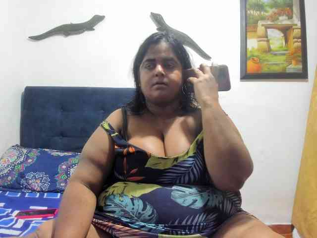 SusanaEshwar webcam