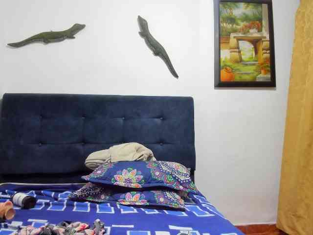 SusanaEshwar webcam