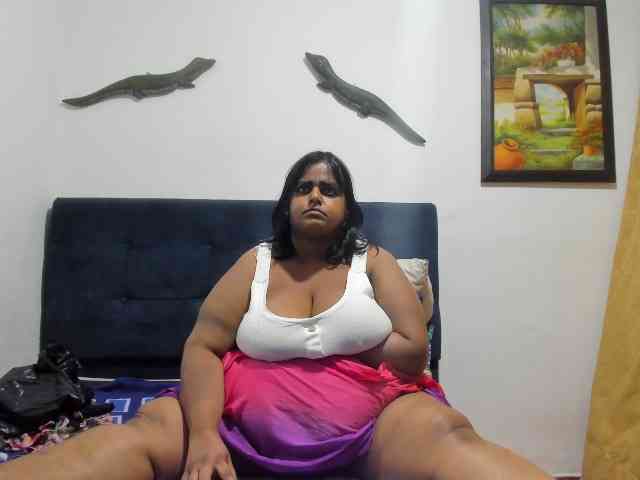 SusanaEshwar webcam