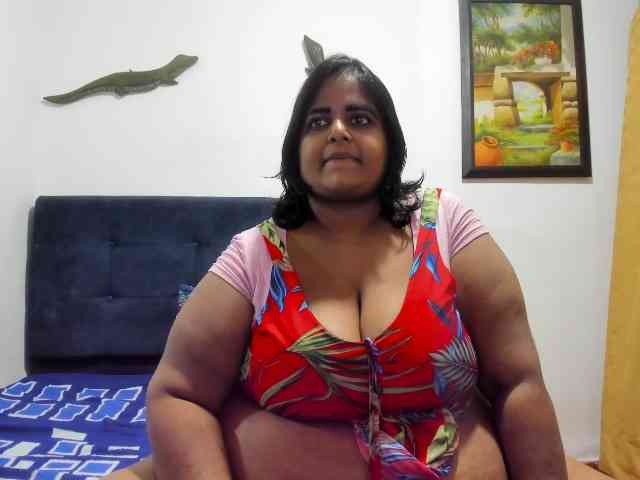SusanaEshwar webcam