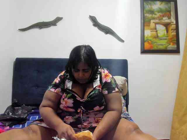 SusanaEshwar webcam
