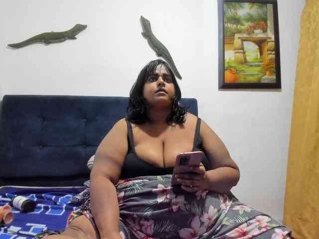 SusanaEshwar webcam