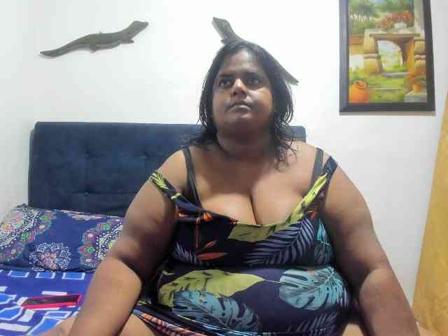 SusanaEshwar webcam