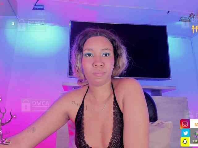 Mikeyla-Russo webcam