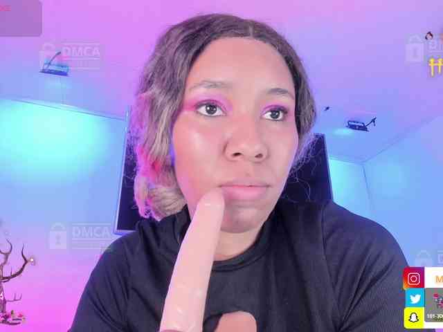Mikeyla-Russo webcam