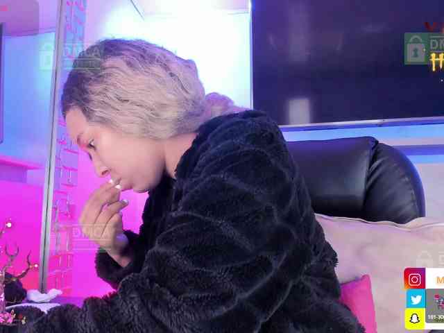 Mikeyla-Russo webcam