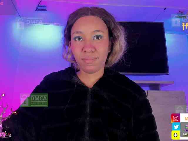 Mikeyla-Russo webcam