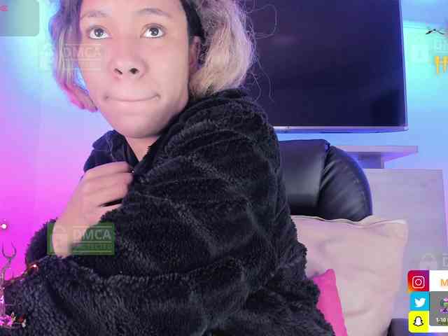 Mikeyla-Russo webcam