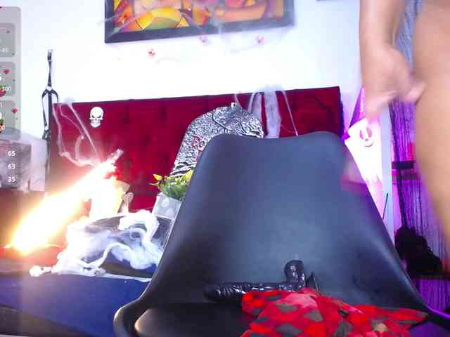 louise-nails webcam