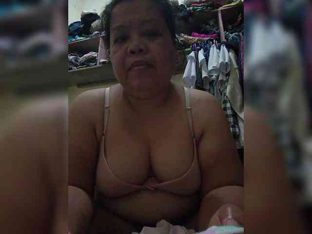 Hottynilda webcam