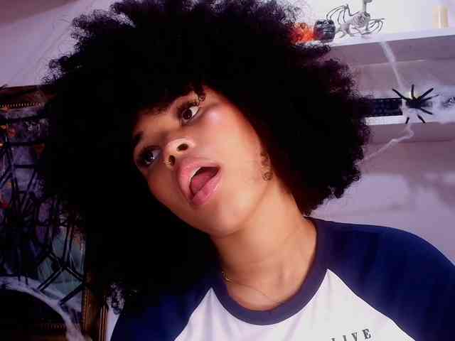 naia-blesed webcam
