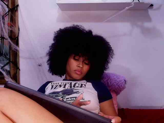 naia-blesed webcam