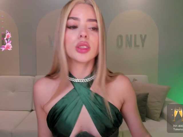 JuanitaClay webcam