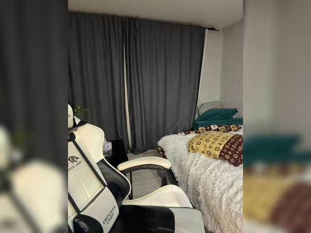 Gratis Live Sexcam mit SweetyMia SweetyMia