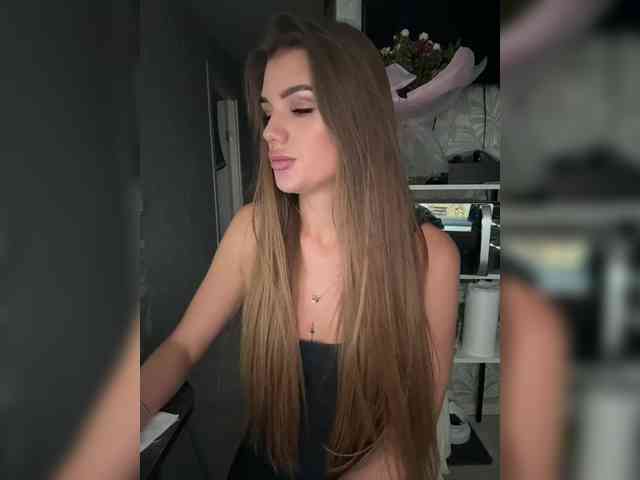 SweetyMia webcam