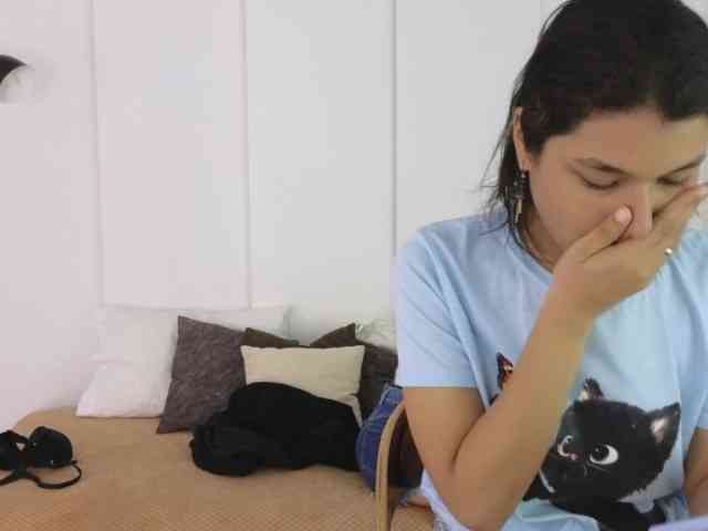 sexychanell-1 webcam