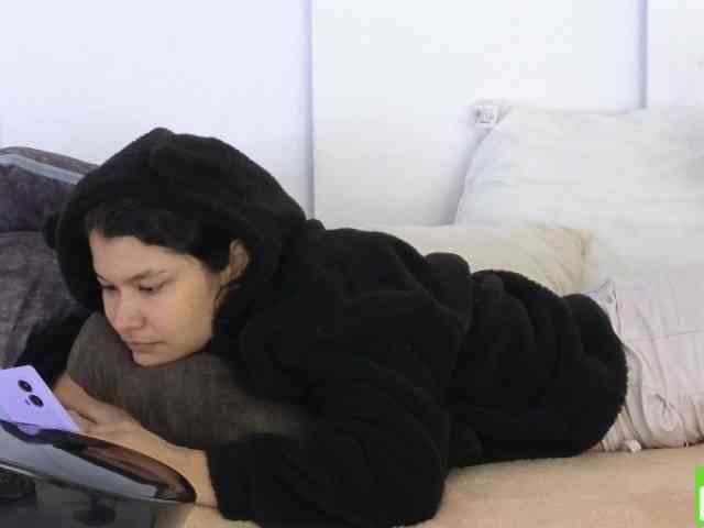 sexychanell-1 webcam