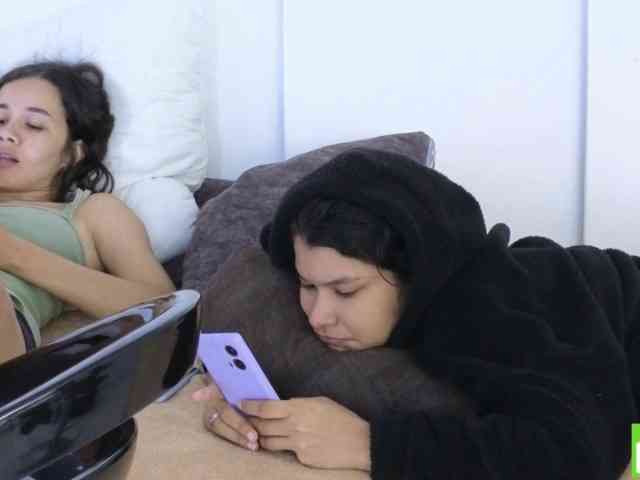 sexychanell-1 webcam