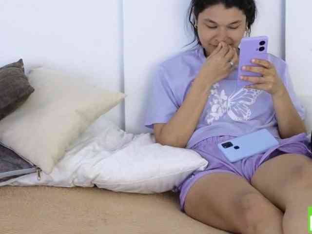 sexychanell-1 webcam