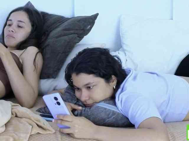 sexychanell-1 webcam