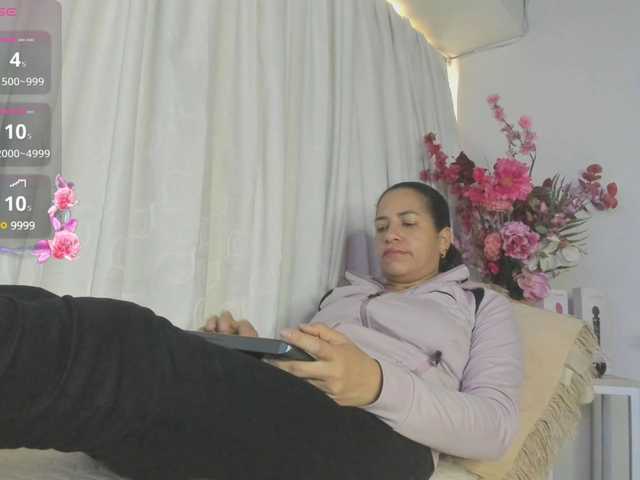 JOANNE1111 webcam