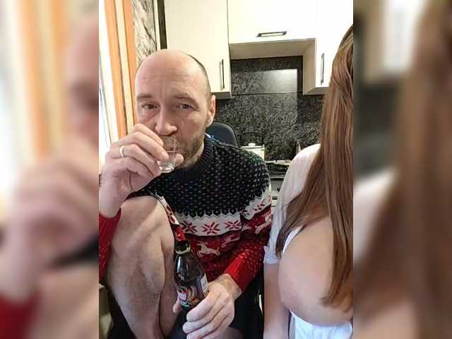 Accedi alla chat con il nickname Innokentiy449 Innokentiy449