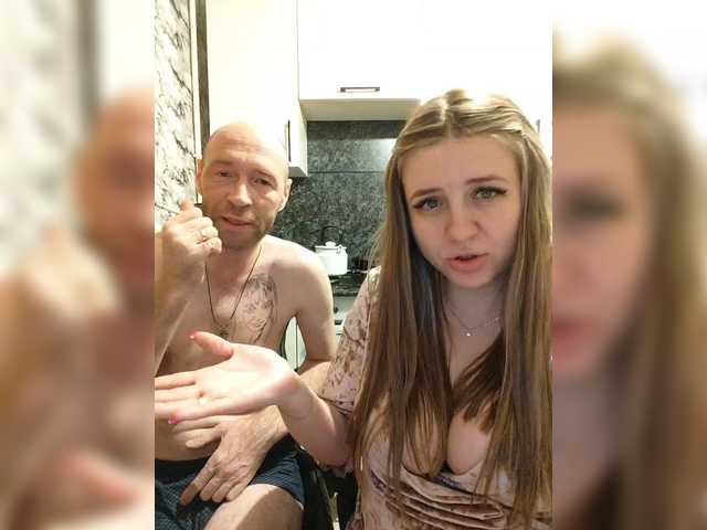 Entrez le videochat erotique avec le
modèle Innokentiy449 Innokentiy449