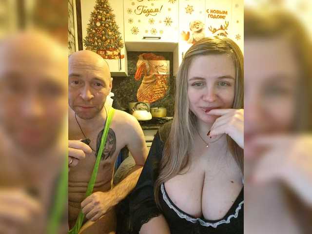 Entra en el chat con el modelo Innokentiy449 Innokentiy449