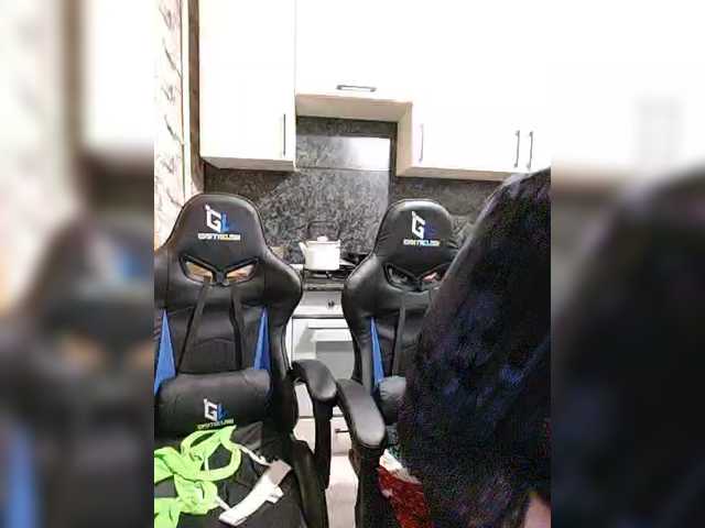 Accedi alla chat con il nickname Innokentiy449 Innokentiy449