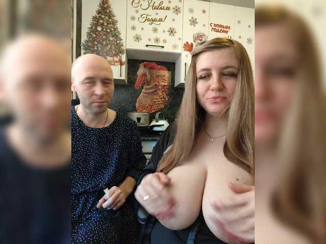 Entrez le videochat erotique avec le
modèle Innokentiy449 Innokentiy449