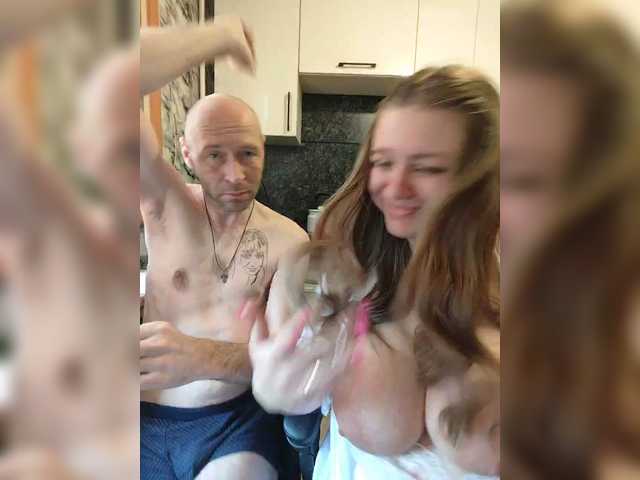 Entrez le videochat erotique avec le
modèle Innokentiy449 Innokentiy449
