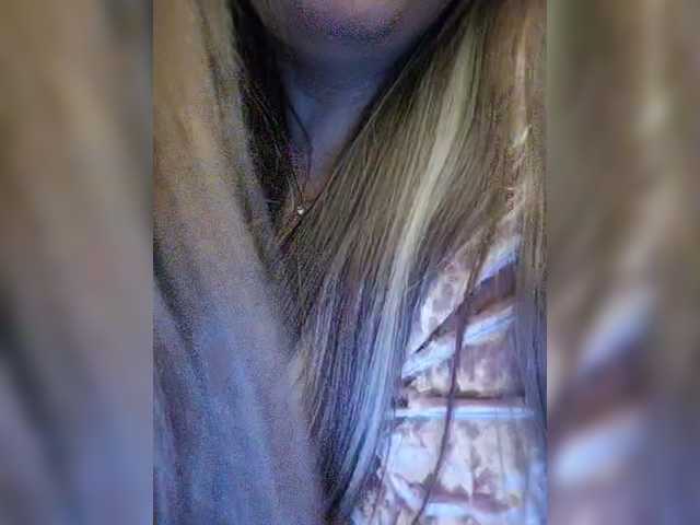 Entrez le videochat erotique avec le
modèle Innokentiy449 Innokentiy449