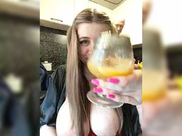 Entrez le videochat erotique avec le
modèle Innokentiy449 Innokentiy449