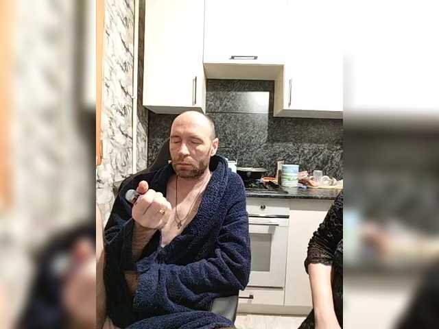 Innokentiy449 Live Cam on BongaCams