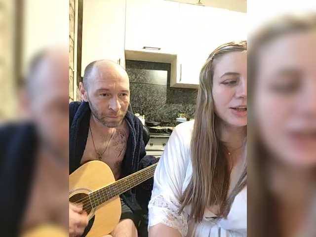 Entrez le videochat erotique avec le
modèle Innokentiy449 Innokentiy449