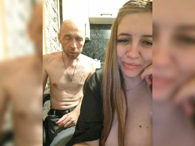 Entra en el chat con el modelo Innokentiy449 Innokentiy449