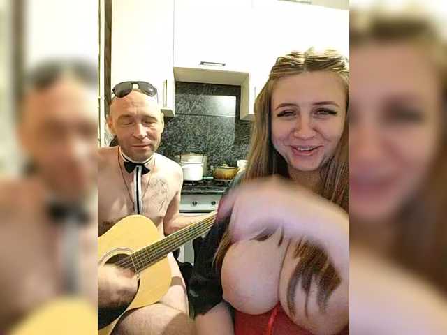 Entra en el chat con el modelo Innokentiy449 Innokentiy449