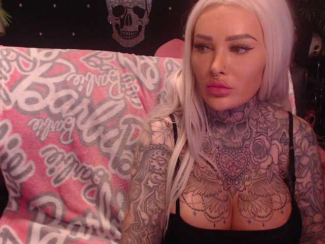 Idź na czacie MilaElaine MilaElaine