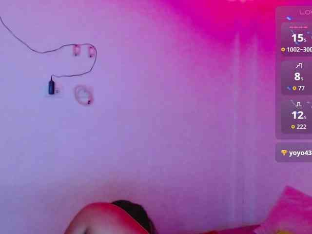 Alyson- webcam