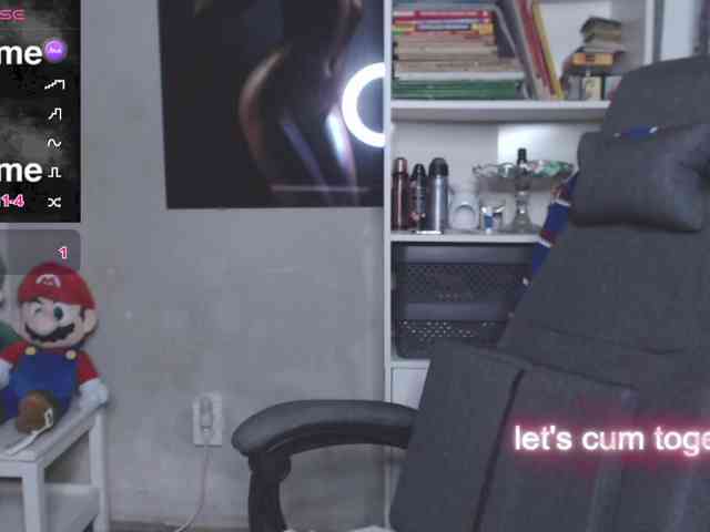 FlamePussy webcam