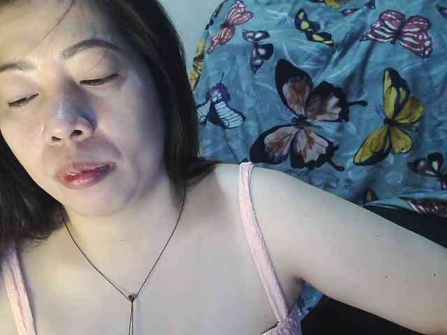 Kazzandra webcam