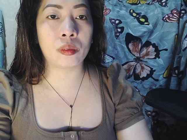Kazzandra webcam