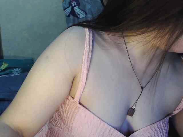 Kazzandra webcam