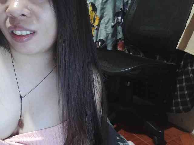 Kazzandra webcam