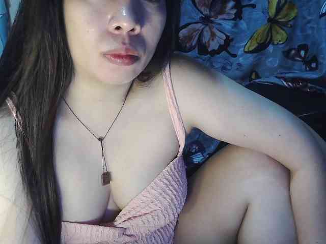 Kazzandra webcam