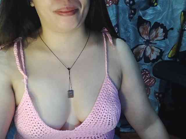 Kazzandra webcam