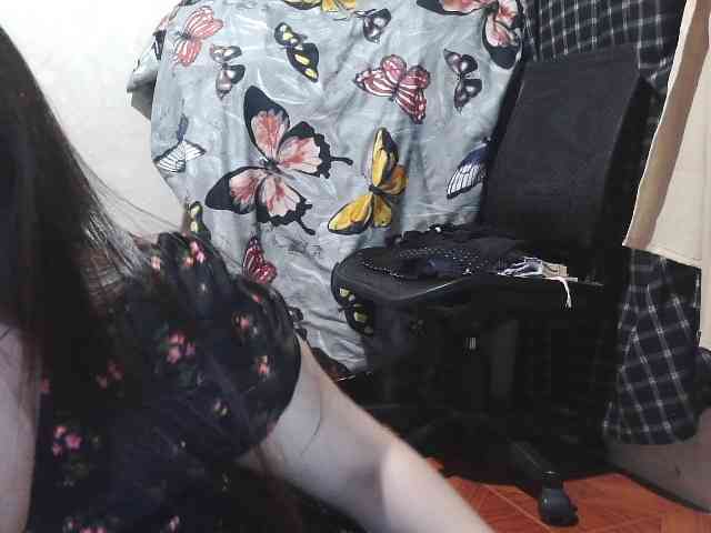 Kazzandra webcam